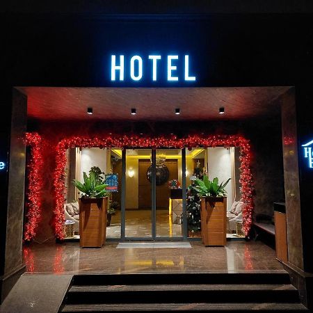 Home Boutique Hostel Баку Екстер'єр фото